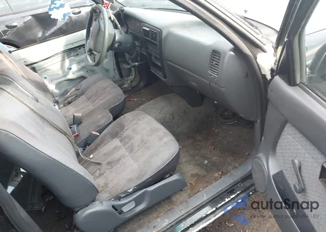 1996 Toyota Tacoma Xtracab из США, поврежденный, VIN 4TAVL52N2TZ109705